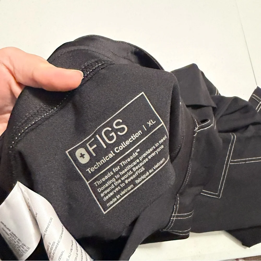 Figs Axim Cargo Utility Scrub Pants for Men Classic Fit Straight Leg Black XL